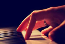 旺财28:现场直击:覃海洋获今年首金,“相信这个周期会有好表现”.